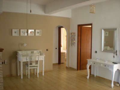 Living Room 4